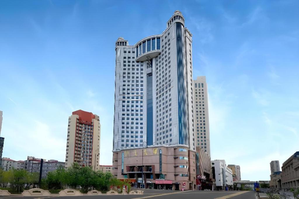 Hanting Hotel Harbin Railway Station Square Exterior photo