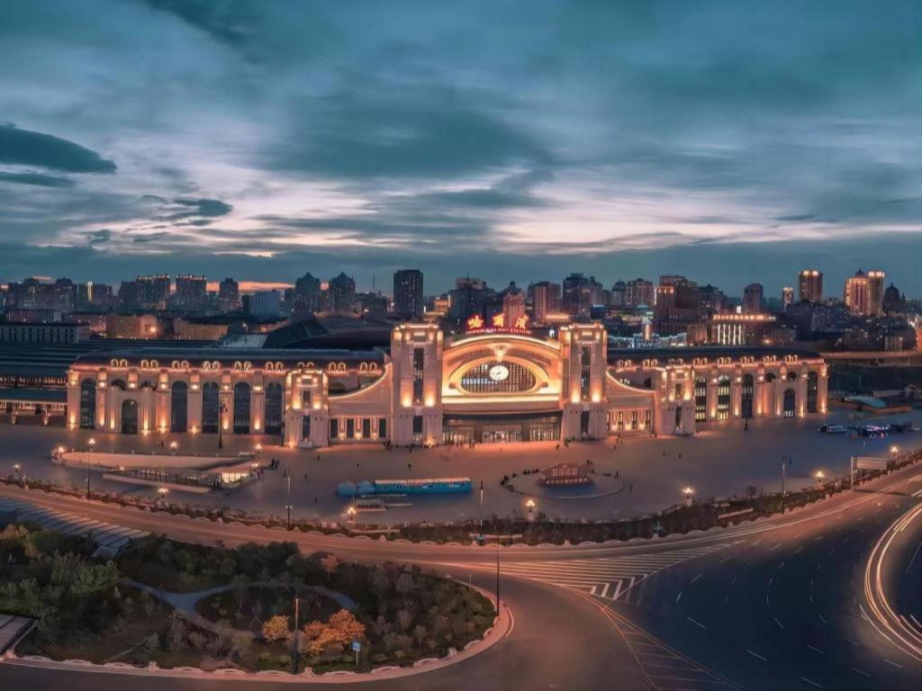 Hanting Hotel Harbin Railway Station Square Exterior photo