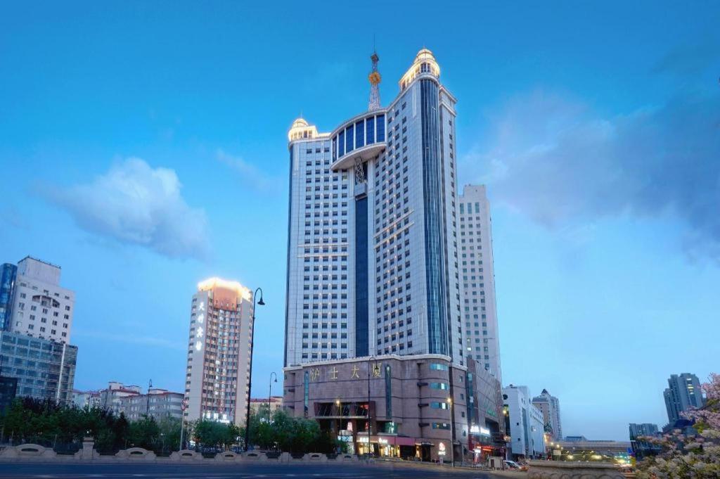 Hanting Hotel Harbin Railway Station Square Exterior photo